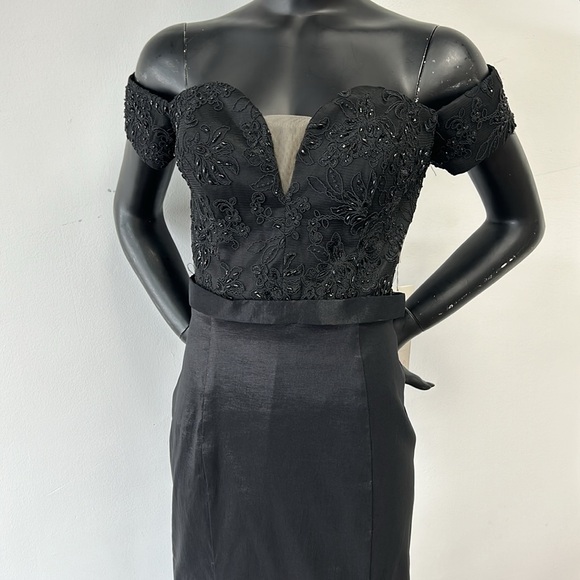 Cecilia Couture 1460 black size 14 off the shoulder long dress NWT mermaid - Picture 1 of 9